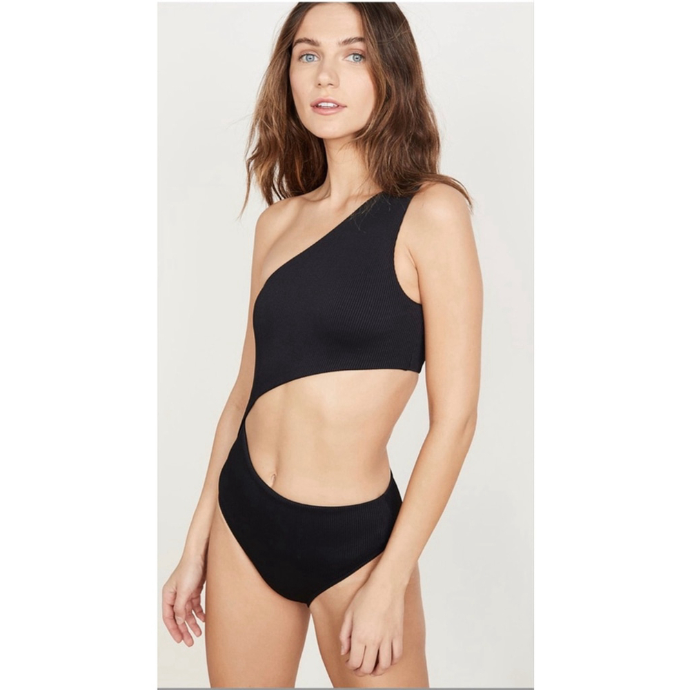 Beach Riot Black One-Shoulder Cutout One-Piece Swimsuit – Size Small